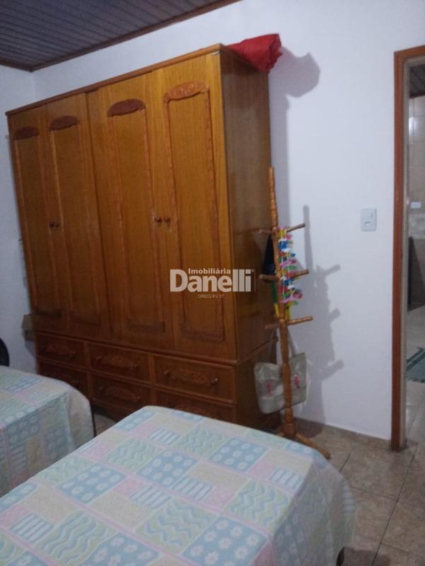 Casa à venda no Jardim Ana Rosa: 