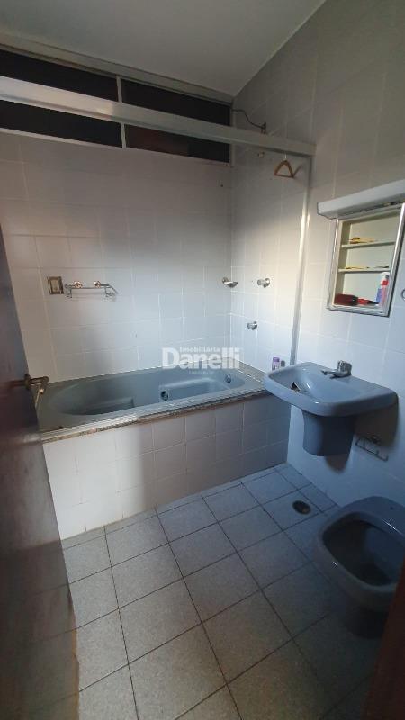 Casa à venda no Parque Santo Antônio: 