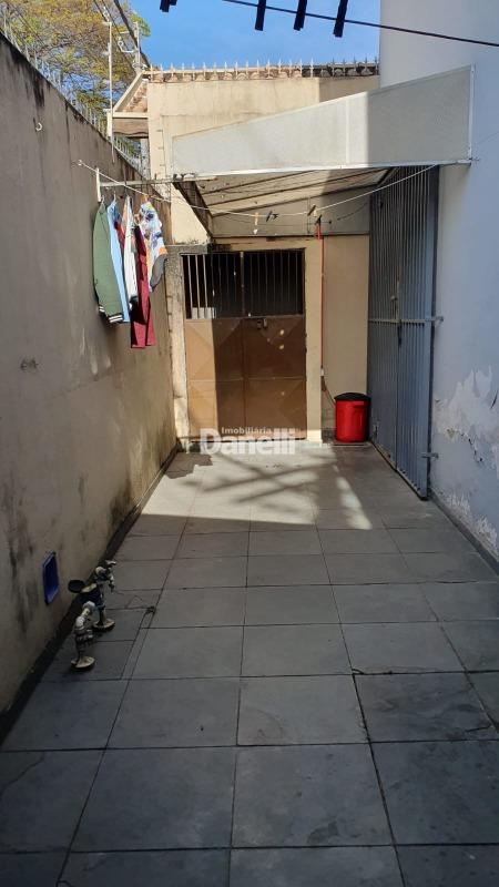 Casa à venda no Parque Santo Antônio: 