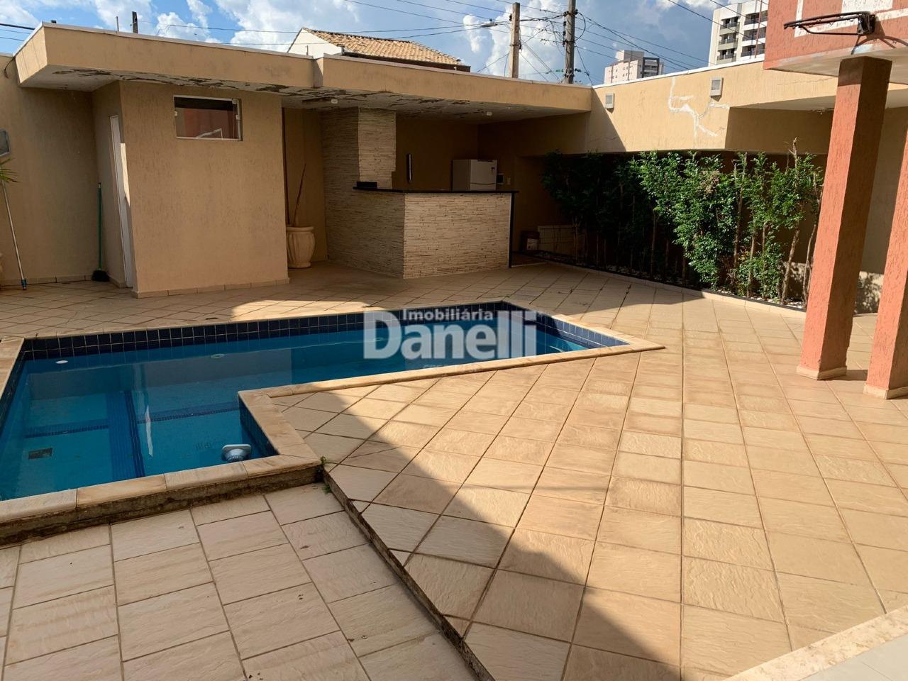 Casa à venda no Centro: 