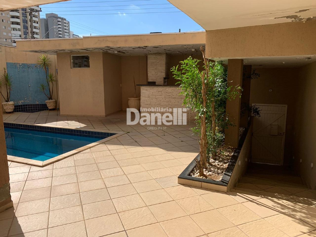 Casa à venda no Centro: 