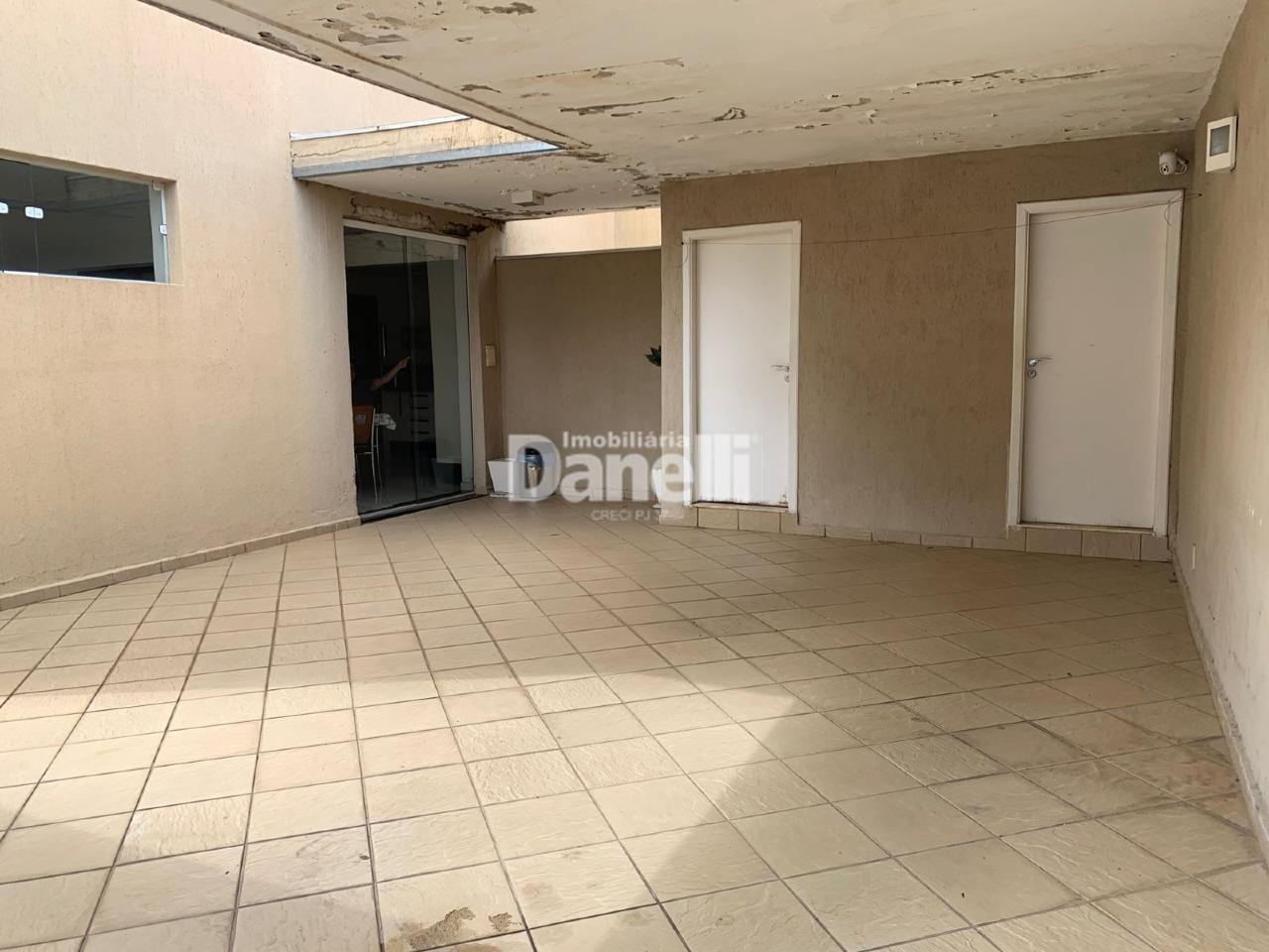 Casa à venda no Centro: 