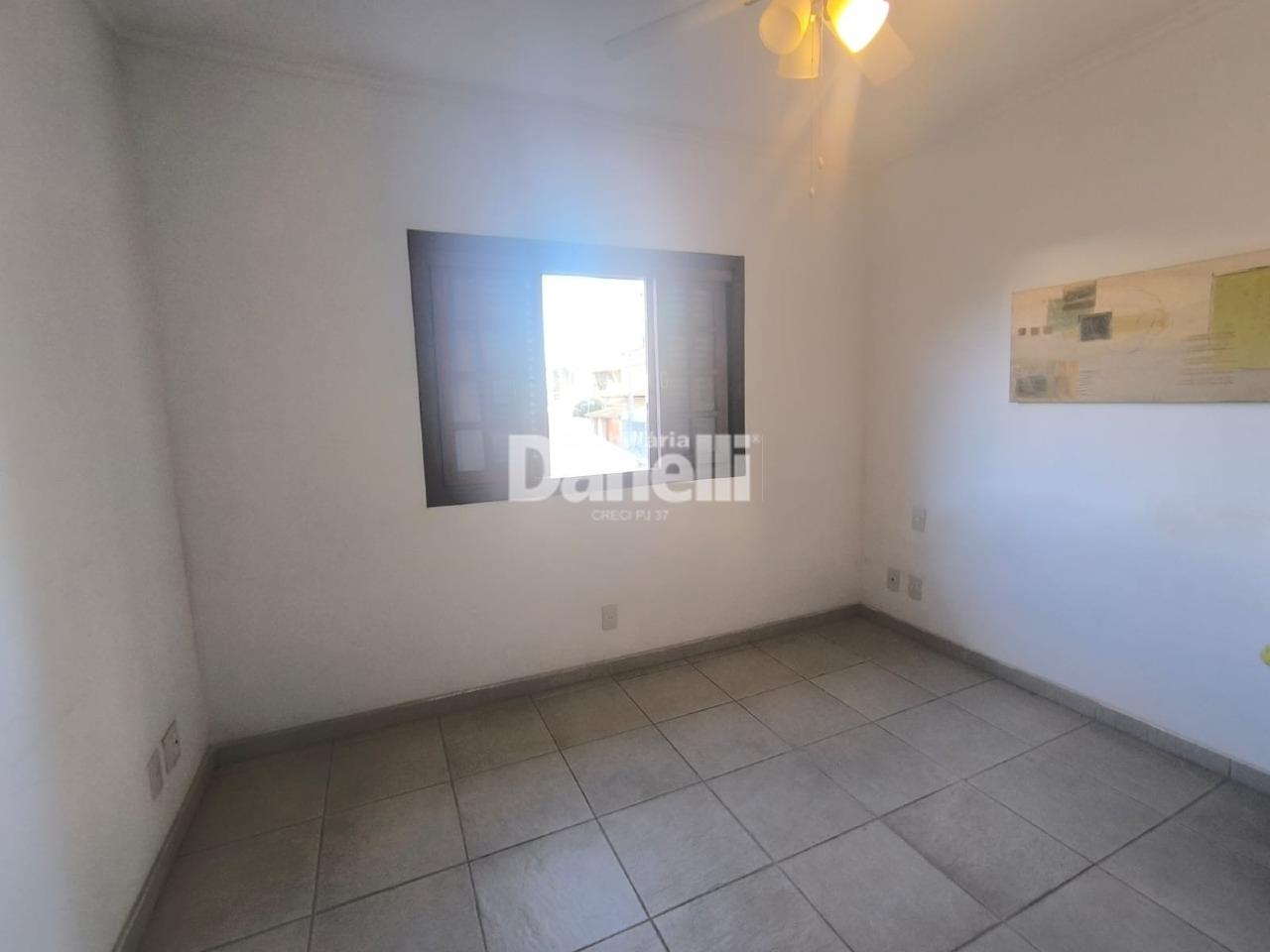 Casa à venda no Centro: 