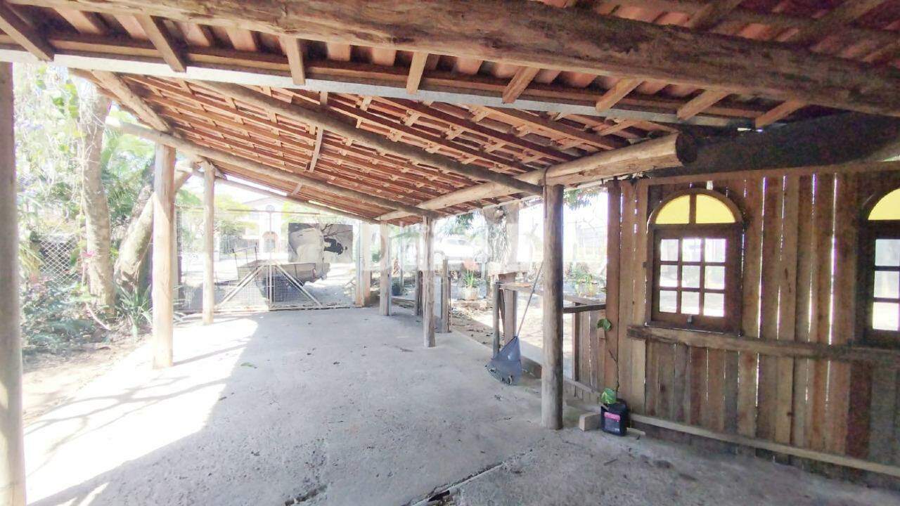 Ponto Comercial para aluguel no Quiririm: