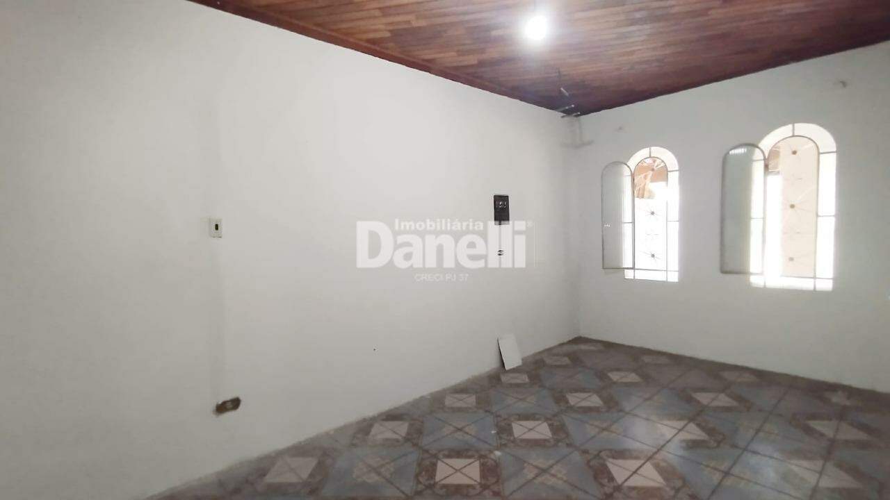 Ponto Comercial para aluguel no Quiririm: