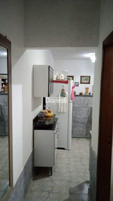 Casa à venda no Pereque Açú: 