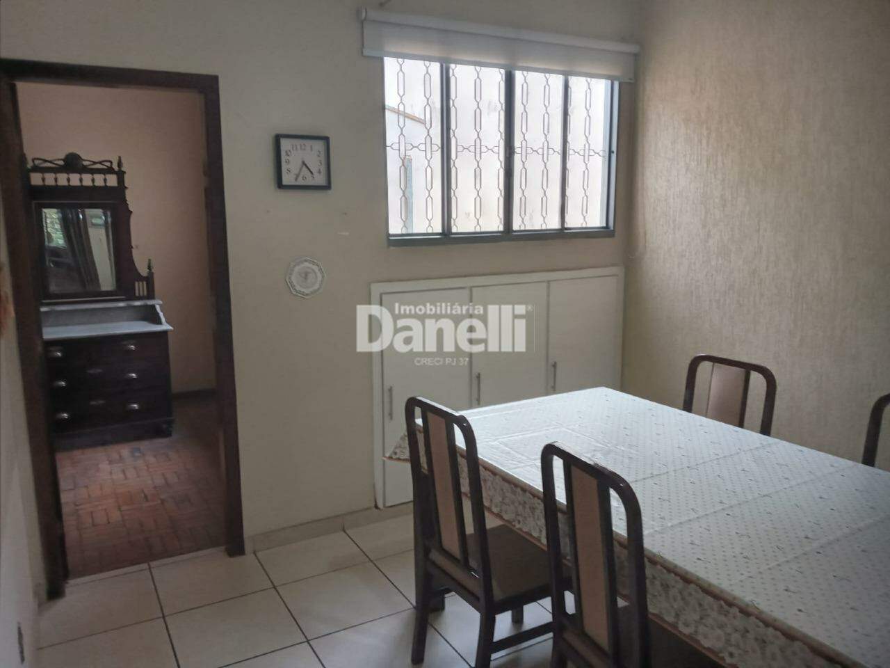 Casa à venda no Centro: 