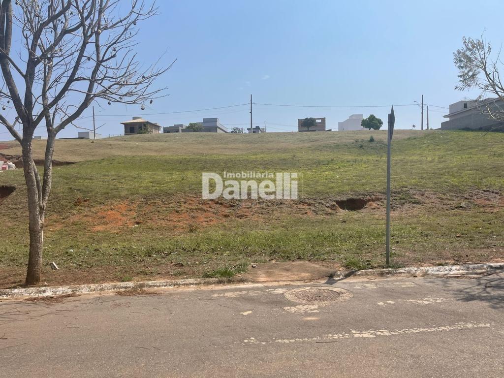 Lote em Condomínio à venda no Morada dos Nobres: 