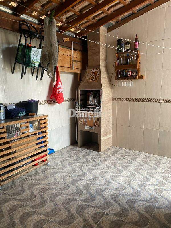 Casa à venda no Loteamento Vila Olímpia: 