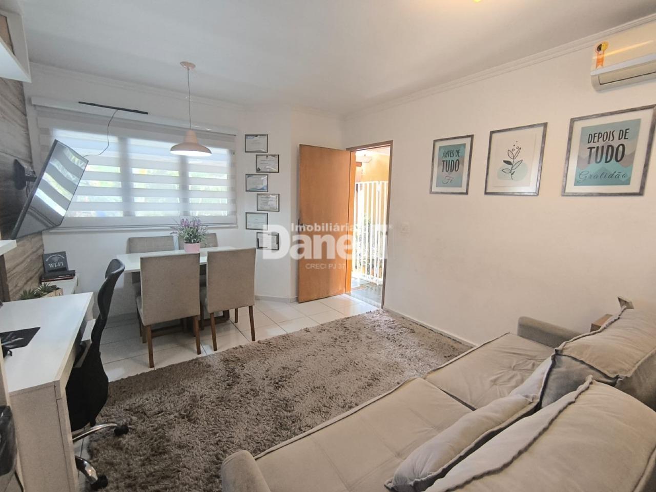 Casa em Condomínio à venda no Parque Paduan: 