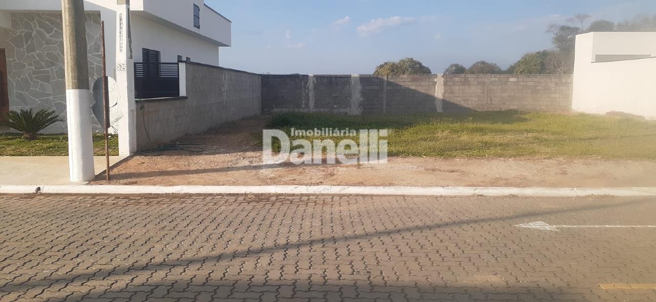 Lote em Condomínio à venda no Quiririm: 