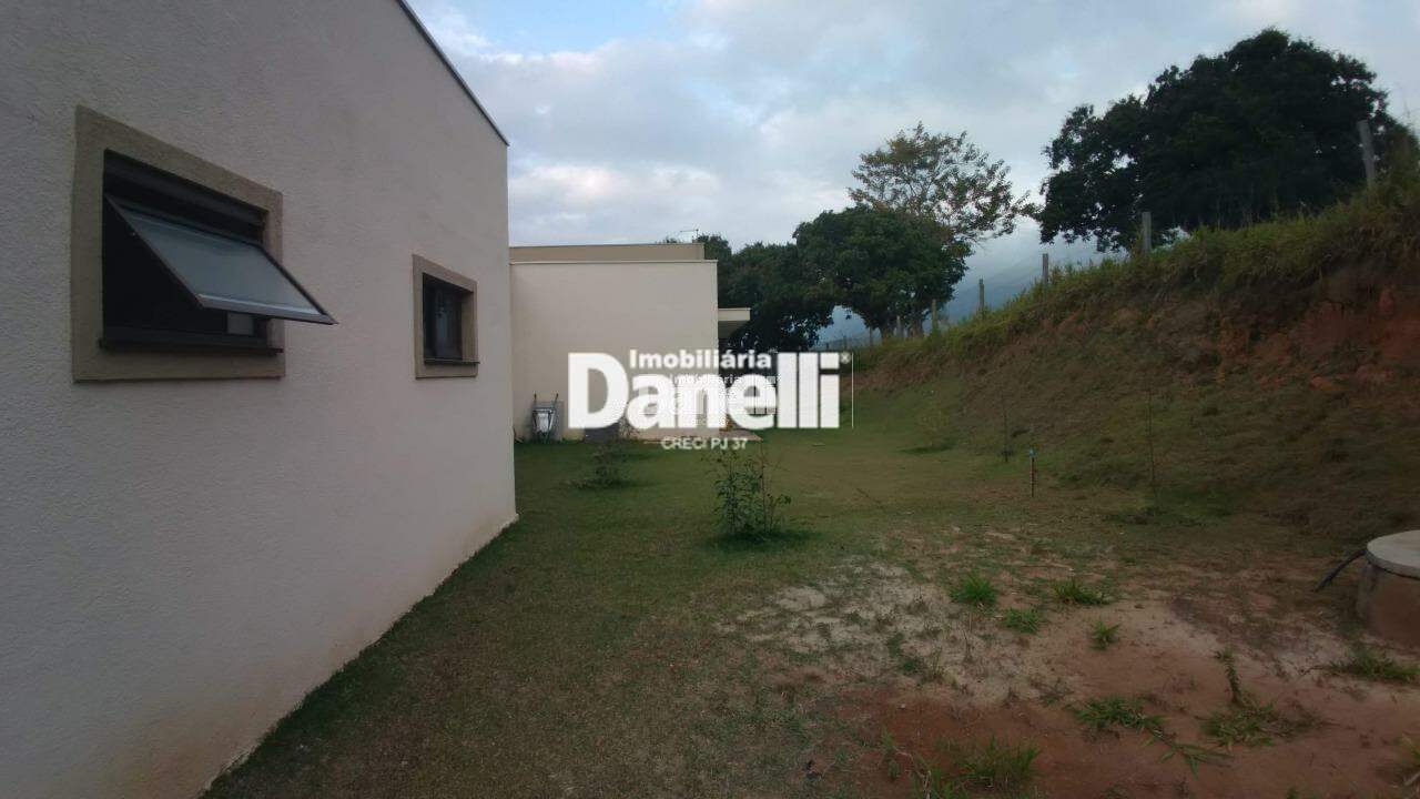 Casa em Condomínio para aluguel no Chácaras Cataguá: