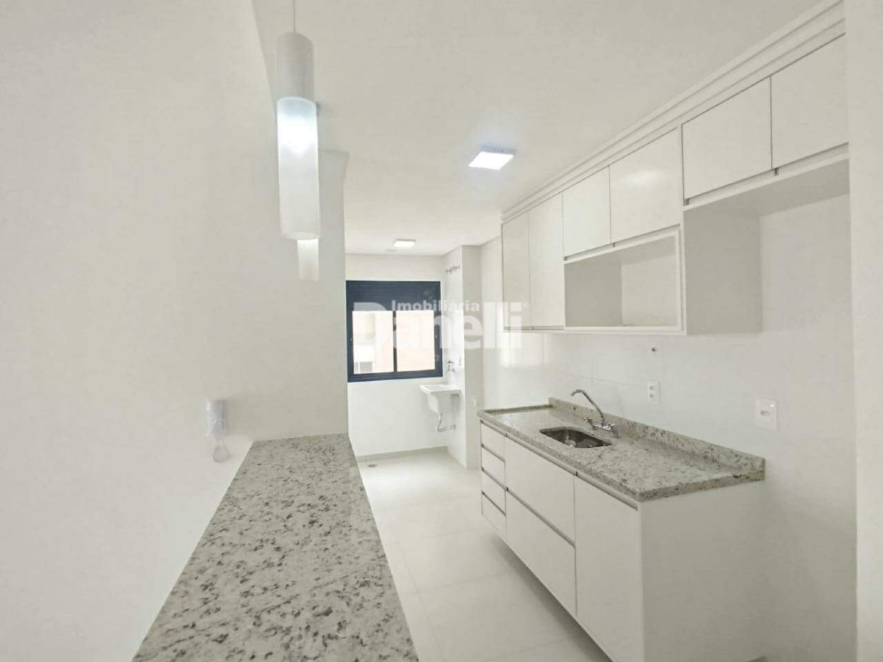 Apartamento para aluguel no Jardim das Nações: 