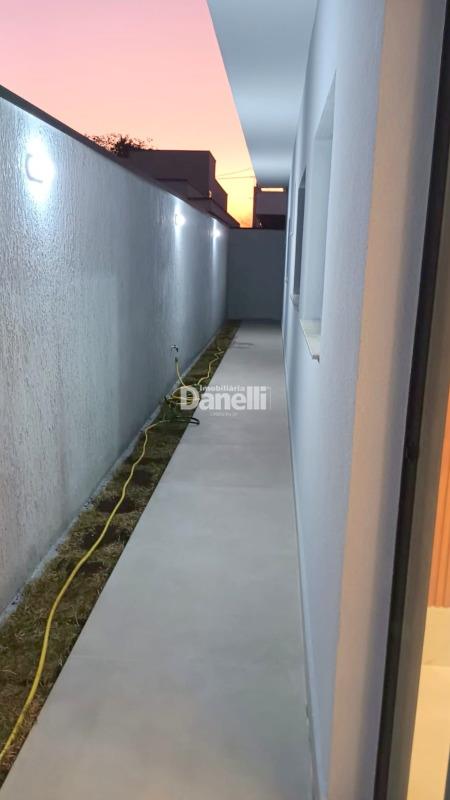 Casa em Condomínio à venda no Residencial OuroVille: 