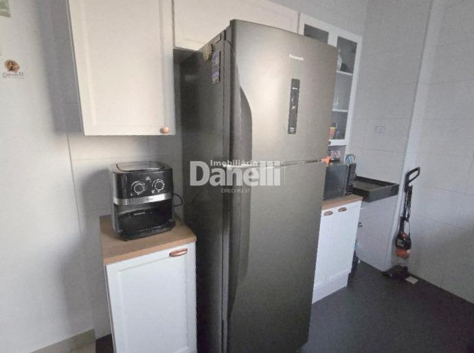 Apartamento à venda no Piracangaguá: 