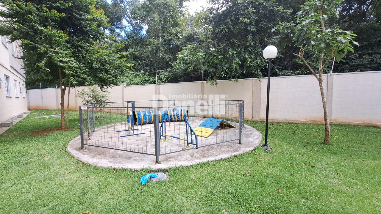 Apartamento à venda no Piracangaguá: 