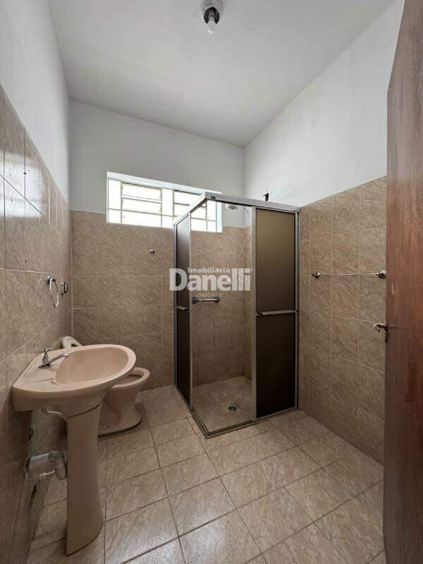 Casa para aluguel no Jardim Santa Clara: 