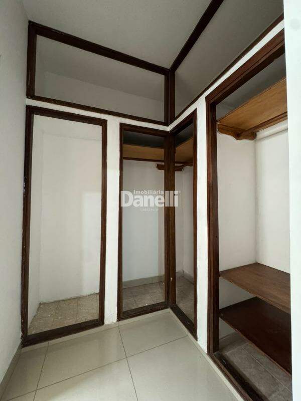 Casa para aluguel no Jardim Santa Clara: 