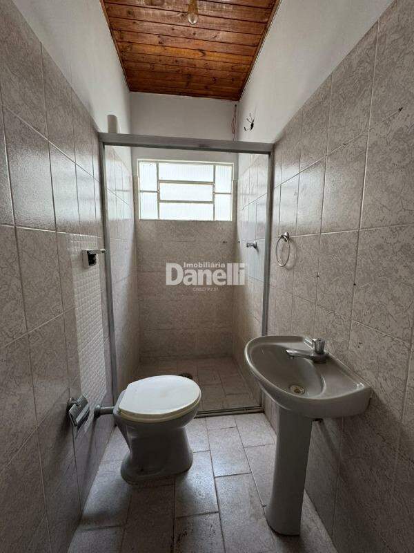 Casa para aluguel no Jardim Santa Clara: 