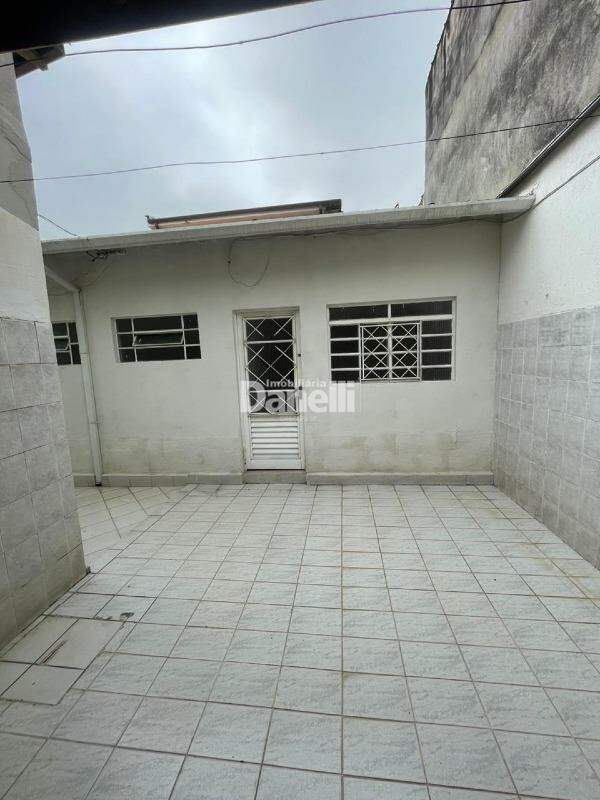 Casa para aluguel no Jardim Santa Clara: