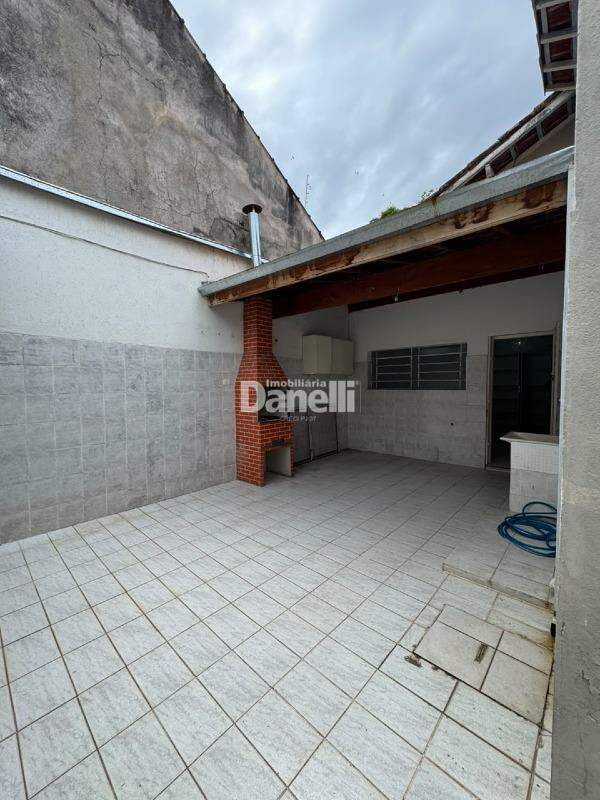 Casa para aluguel no Jardim Santa Clara: 