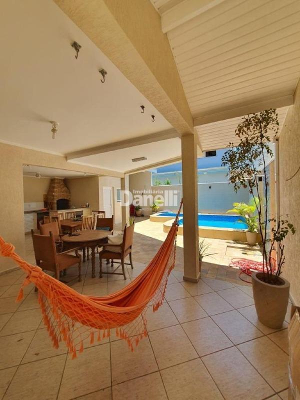 Casa em Condomínio à venda no Loteamento Residencial Porto Seguro: 