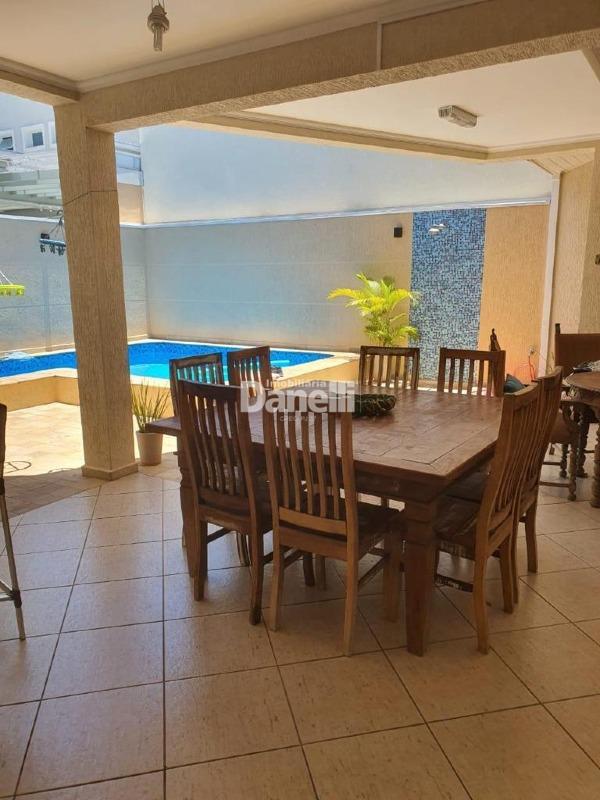 Casa em Condomínio à venda no Loteamento Residencial Porto Seguro: 