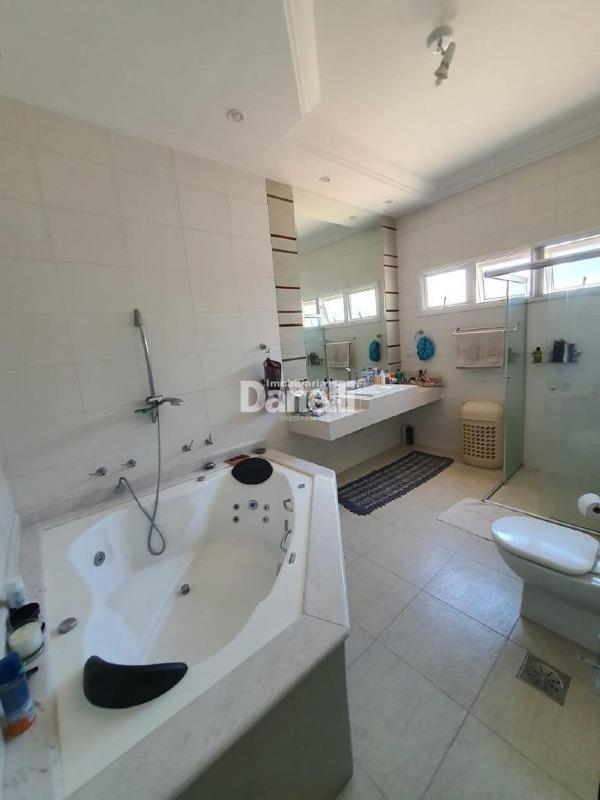 Casa em Condomínio à venda no Loteamento Residencial Porto Seguro: 