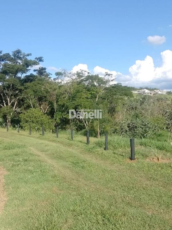 Lote em Condomínio à venda no Loteamento Comercial e Residencial Village da Serra: 