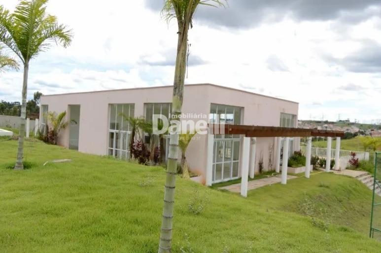 Lote em Condomínio à venda no Morada dos Nobres: 