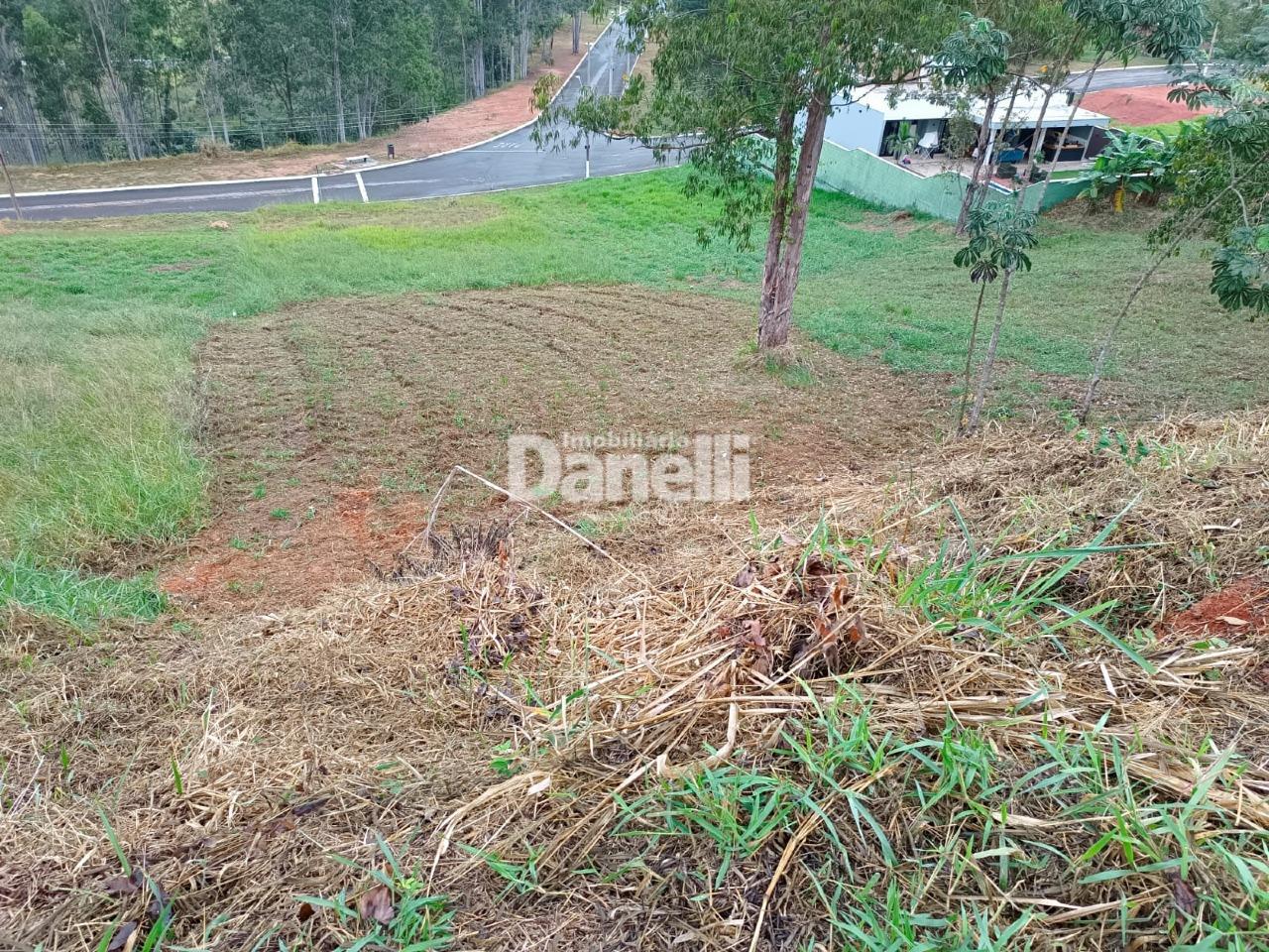 Lote em Condomínio à venda no Morada dos Nobres: 