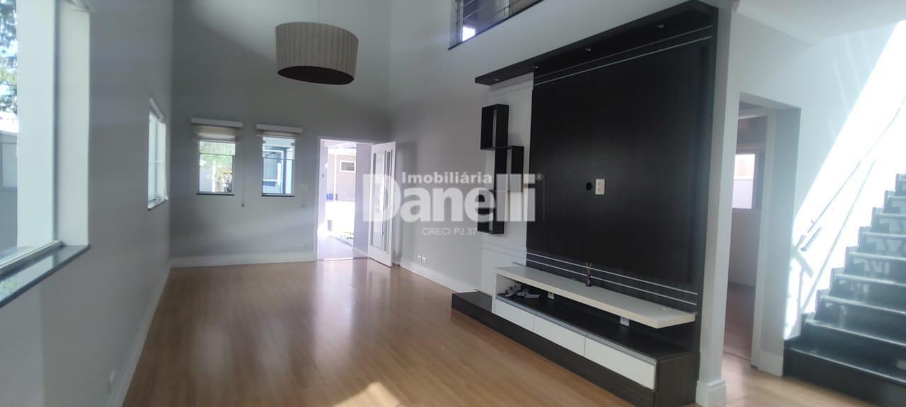 Casa em Condomínio à venda no Loteamento Residencial Campos do Conde II: 