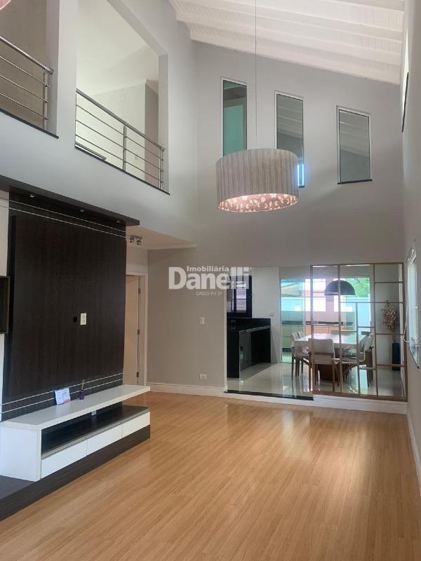 Casa em Condomínio à venda no Loteamento Residencial Campos do Conde II: 