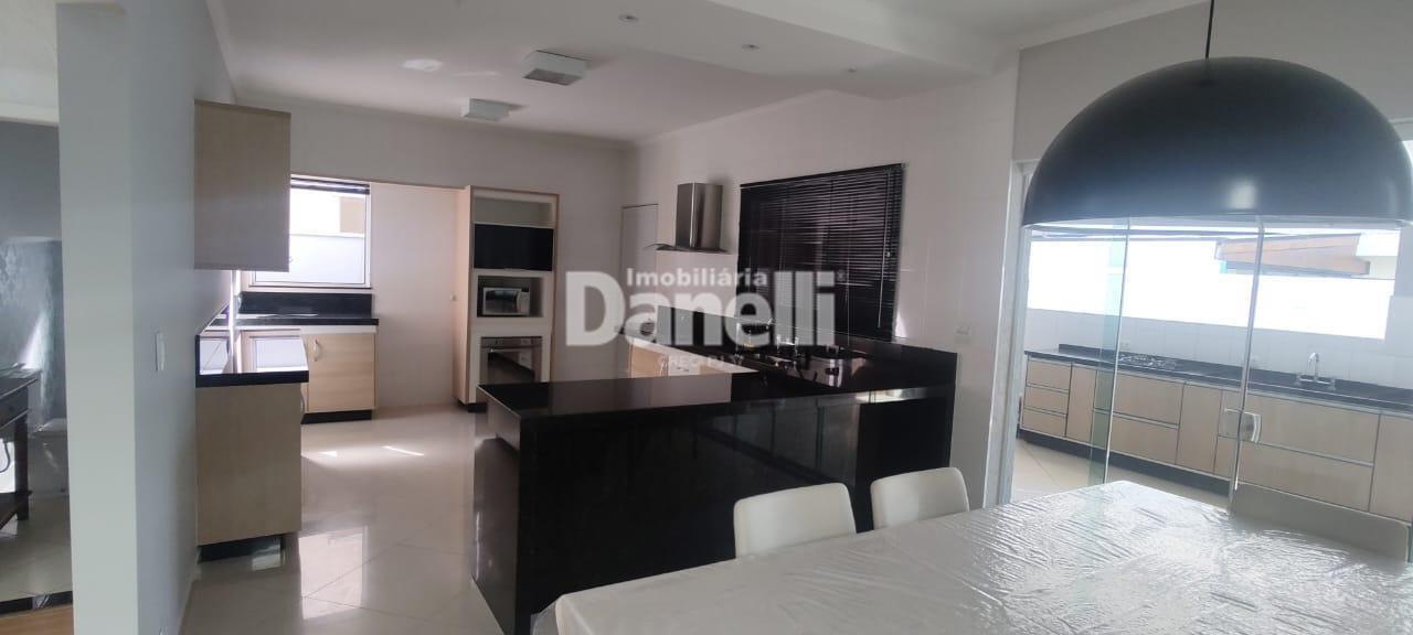 Casa em Condomínio à venda no Loteamento Residencial Campos do Conde II: 