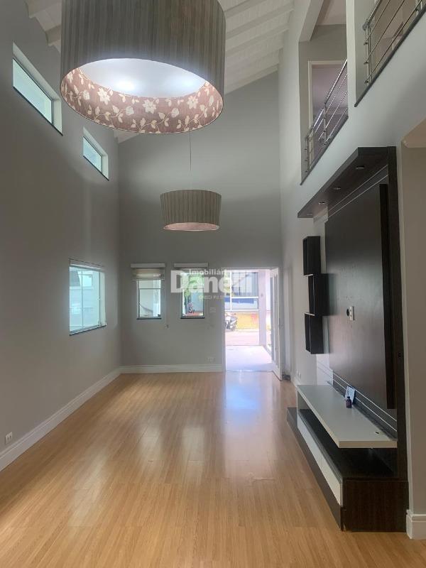 Casa em Condomínio à venda no Loteamento Residencial Campos do Conde II: 