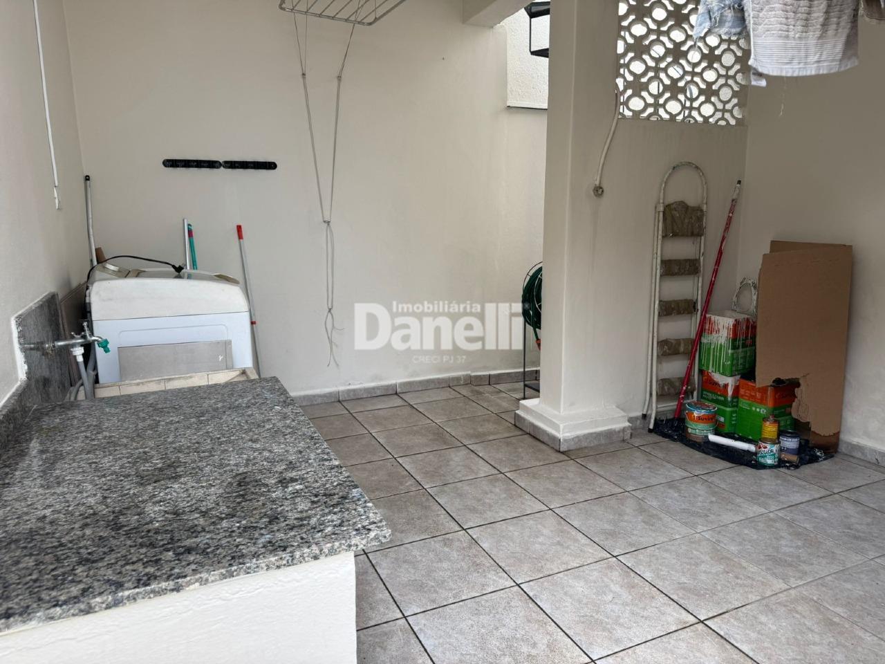 Casa à venda no Centro: 