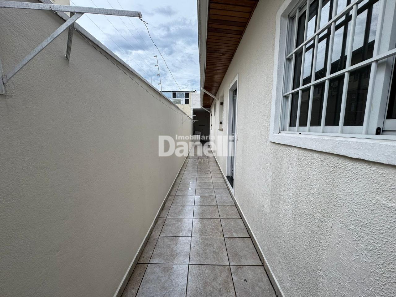 Casa à venda no Centro: 