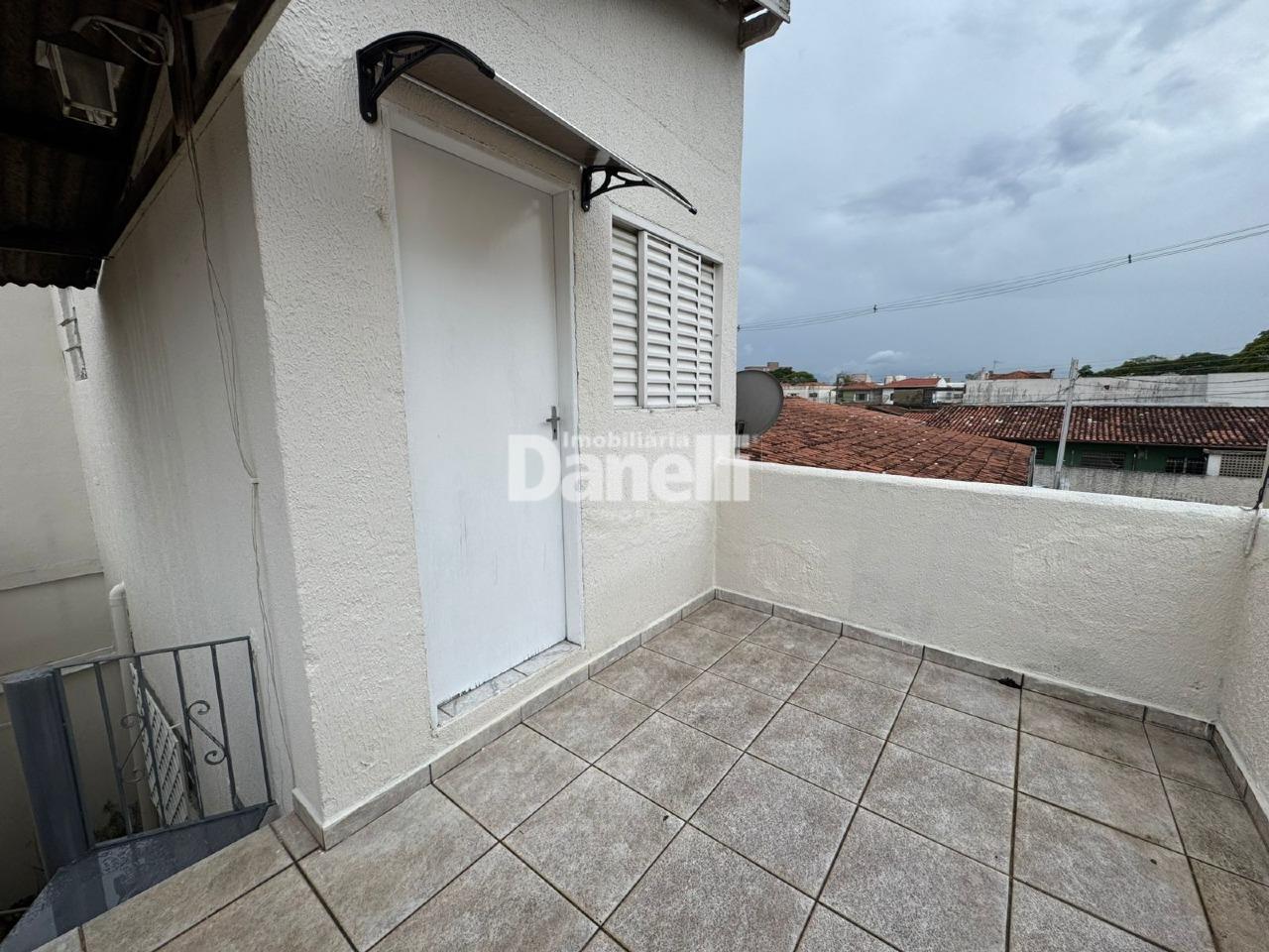 Casa à venda no Centro: 