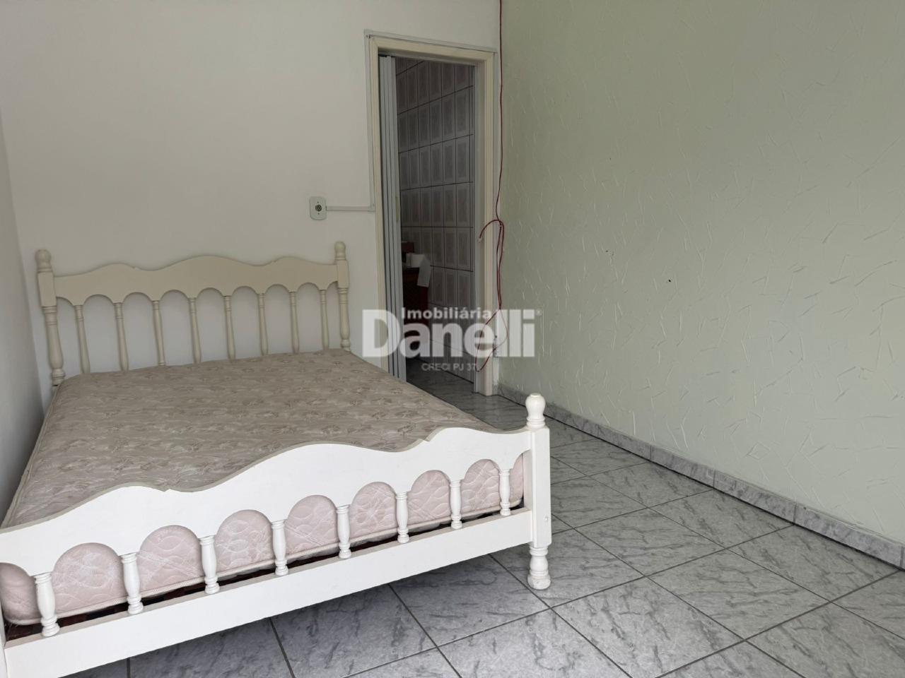 Casa à venda no Centro: 