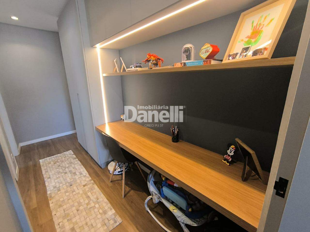 Apartamento à venda no Loteamento Residencial e Comercial Bosque Flamboyant: 