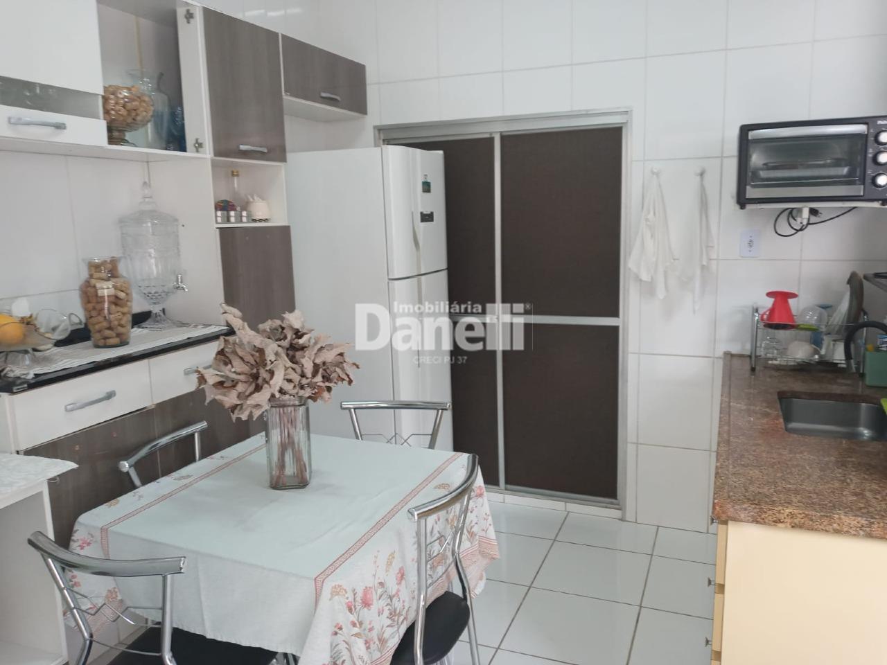 Sobrado à venda no Centro: 