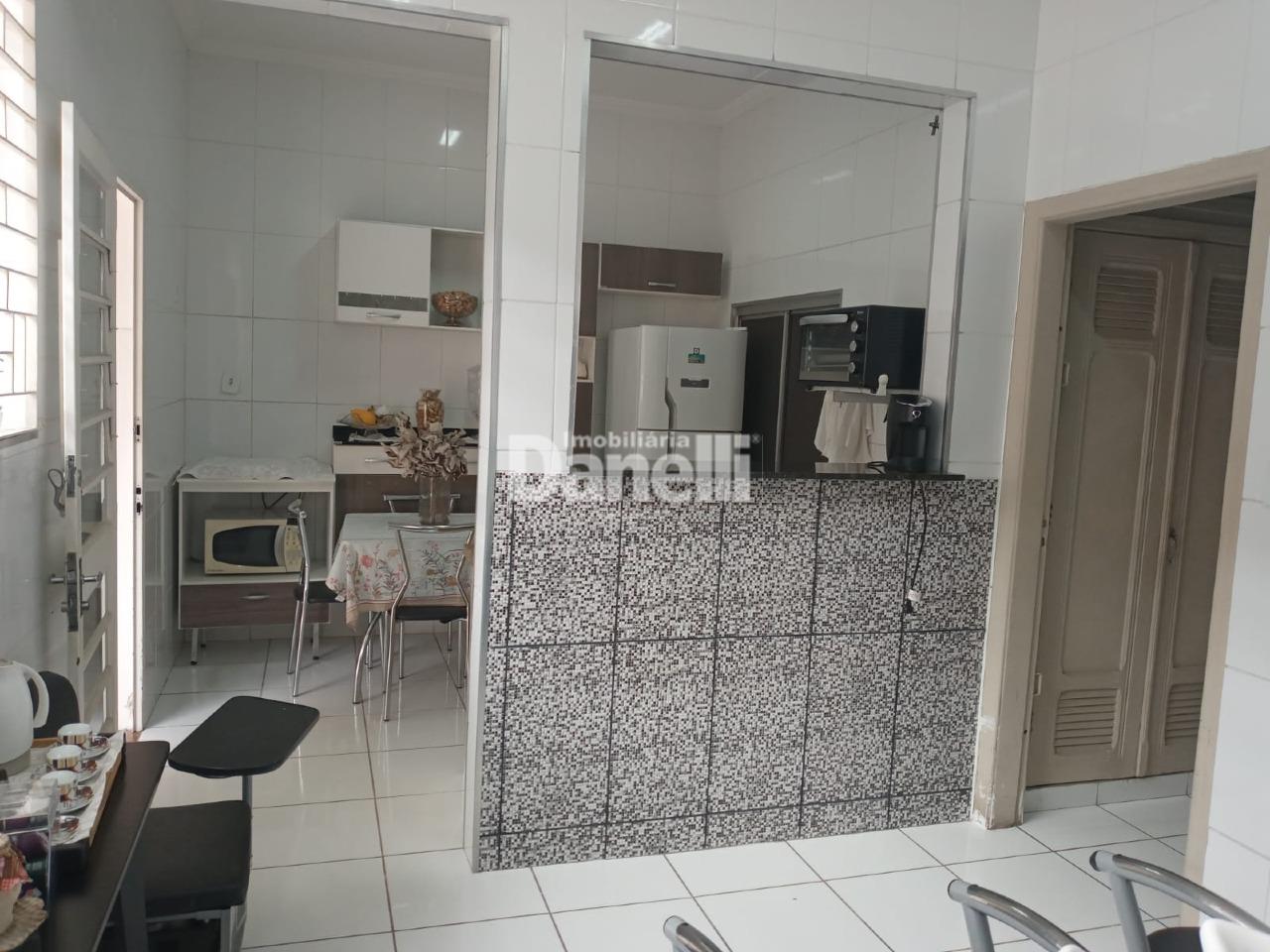 Sobrado à venda no Centro: 