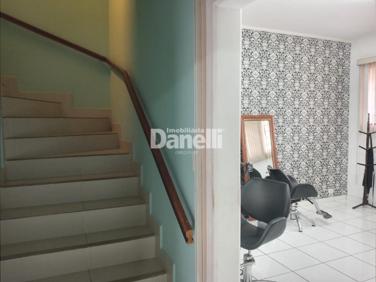 Sobrado à venda no Centro: 