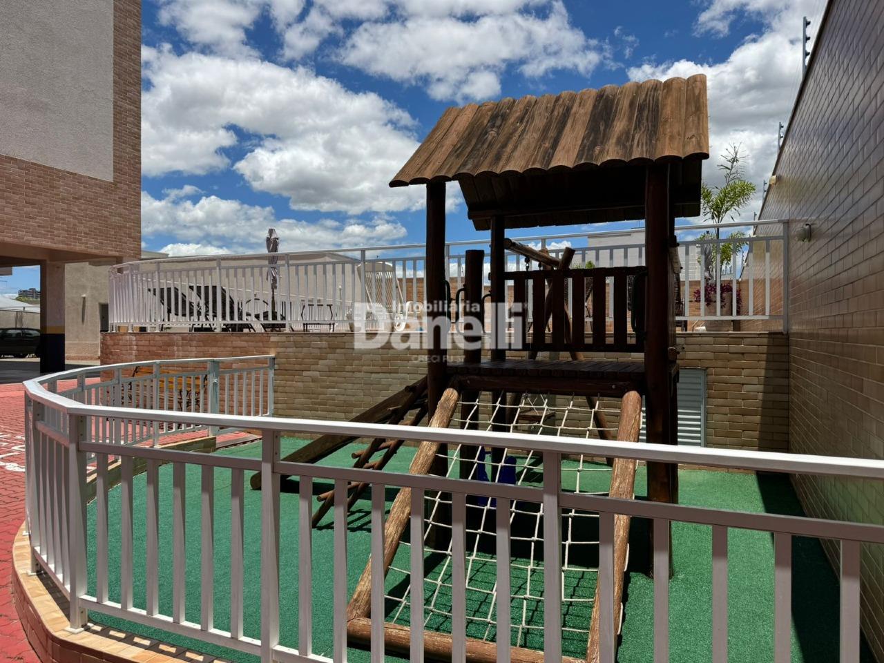 Apartamento à venda no Vila São José: 