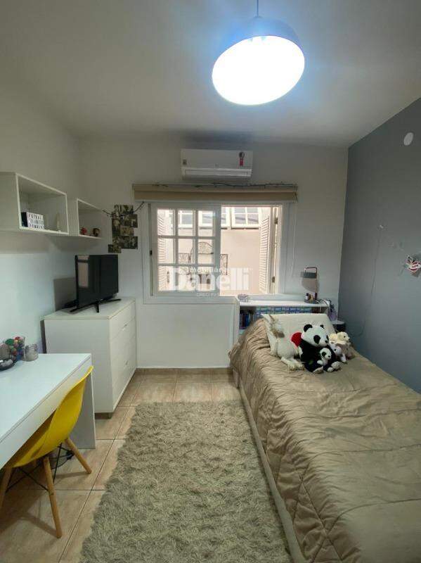 Sobrado à venda no Jardim Independência: 