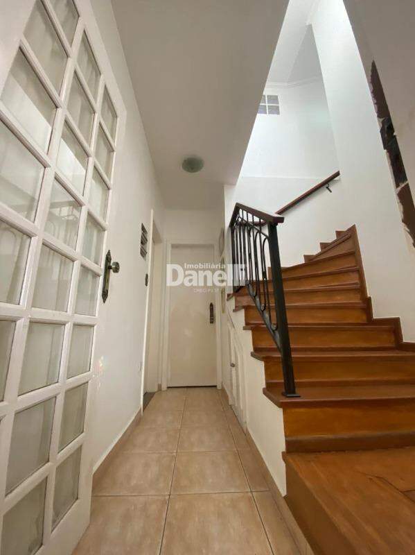 Sobrado à venda no Jardim Independência: 