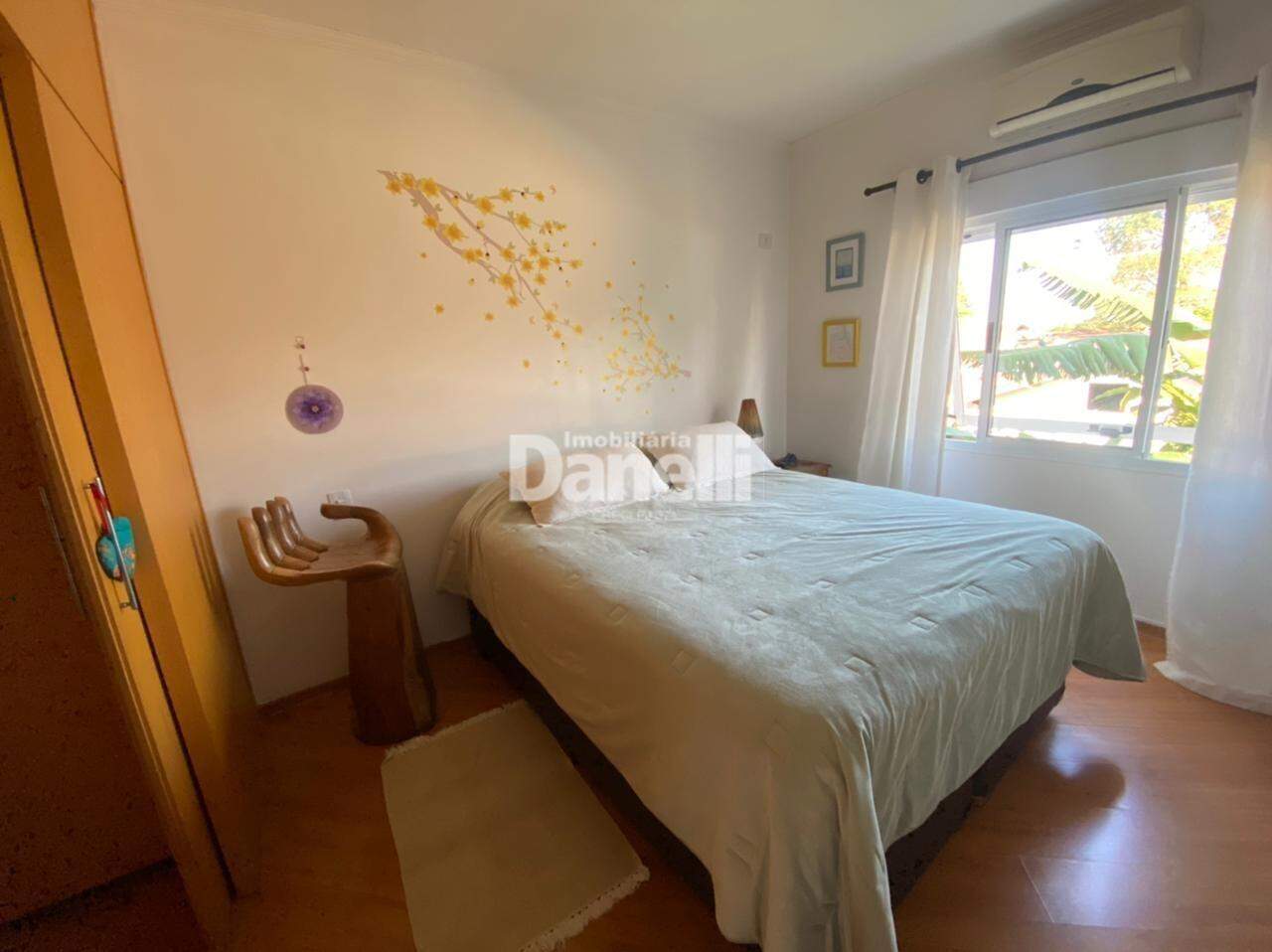 Sobrado à venda no Jardim Independência: 