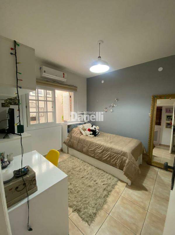 Sobrado à venda no Jardim Independência: 