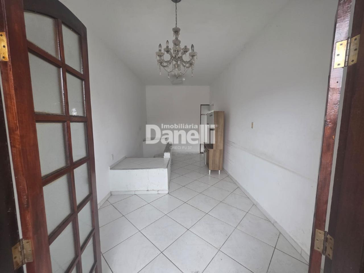 Sobrado à venda no Parque Aeroporto: 