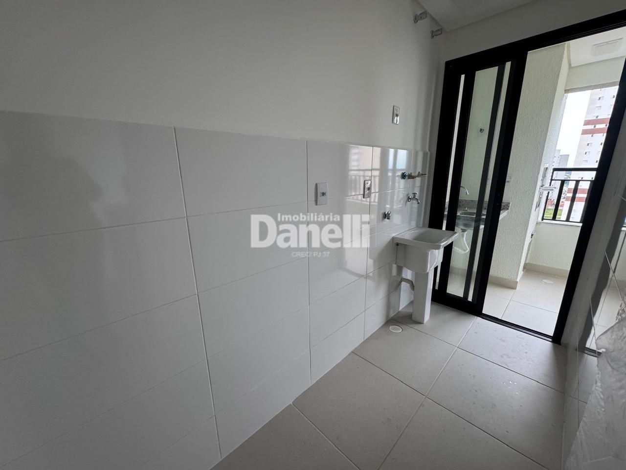 Apartamento à venda no Loteamento Residencial e Comercial Bosque Flamboyant: 